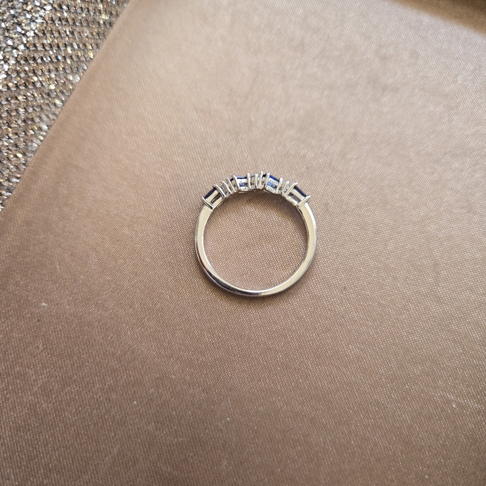 Sterling Silver Sapphire Ring - Picture 2 of 9